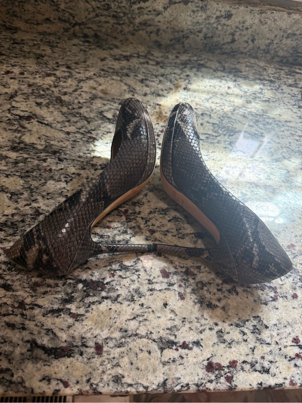 Jimmy Choo Python Pumps 37.5 - Picture 4 of 7